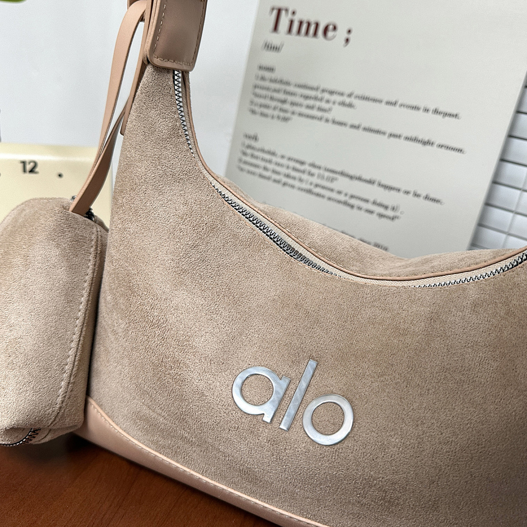 Alo — תיק כתף · D84G