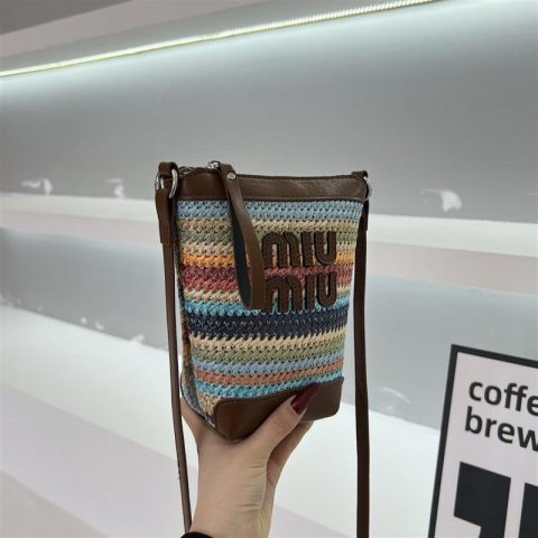 Miu Miu Ivy Bucket Bag · PH195 — תמונה 7