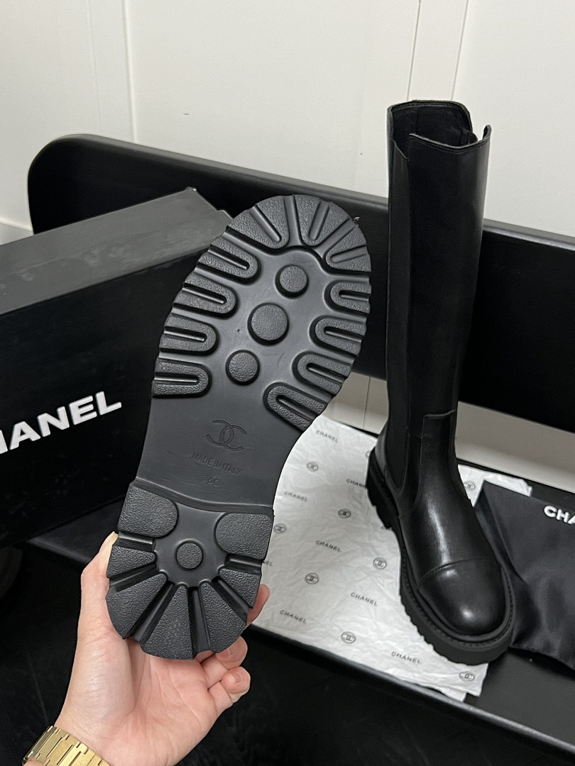 Chanel Cap Toe CC Short Boots · YC02 — תמונה 11