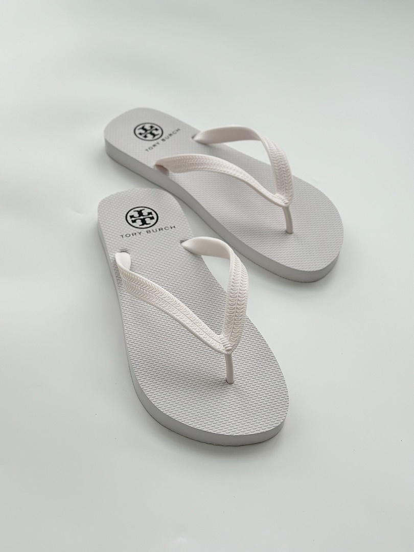 Tory Burch — סנדלים וכפכפים · G26T — תמונה 4