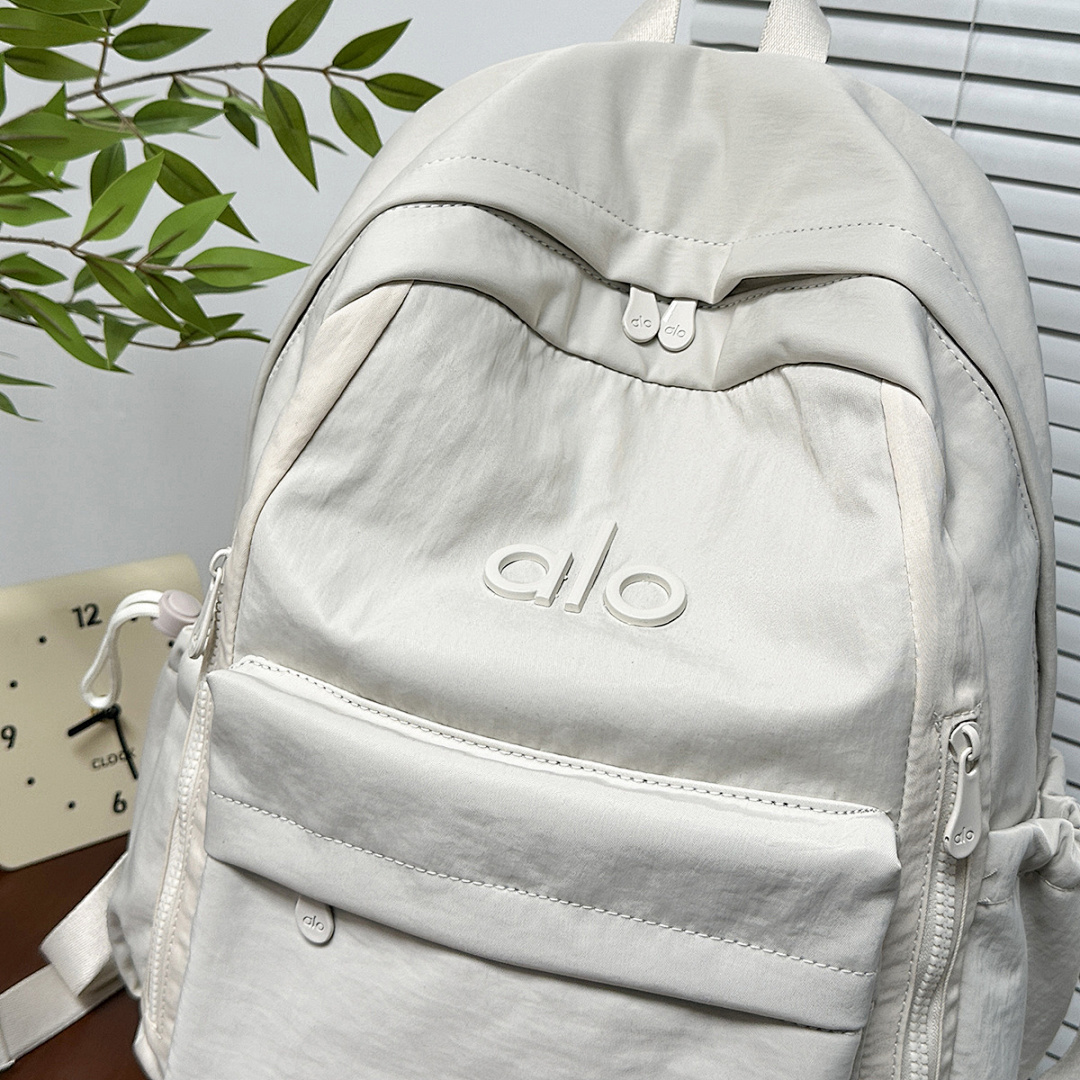 Alo Yoga Commuter Backpack · TRZ9 — תמונה 16