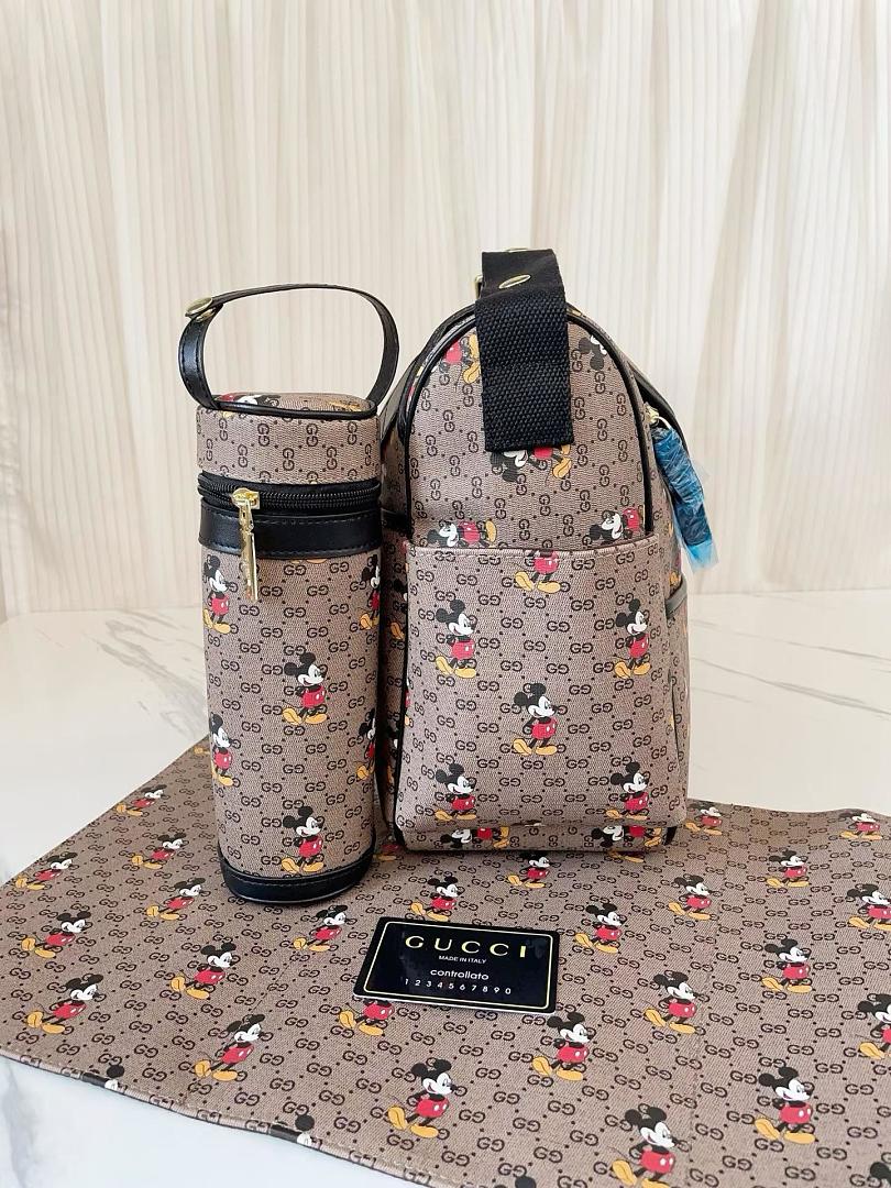 Gucci GG Supreme Diaper Bag · JX73 — תמונה 4