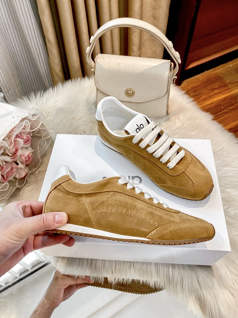 ALO Sunset Sneaker · P5Y5 — תמונה 4