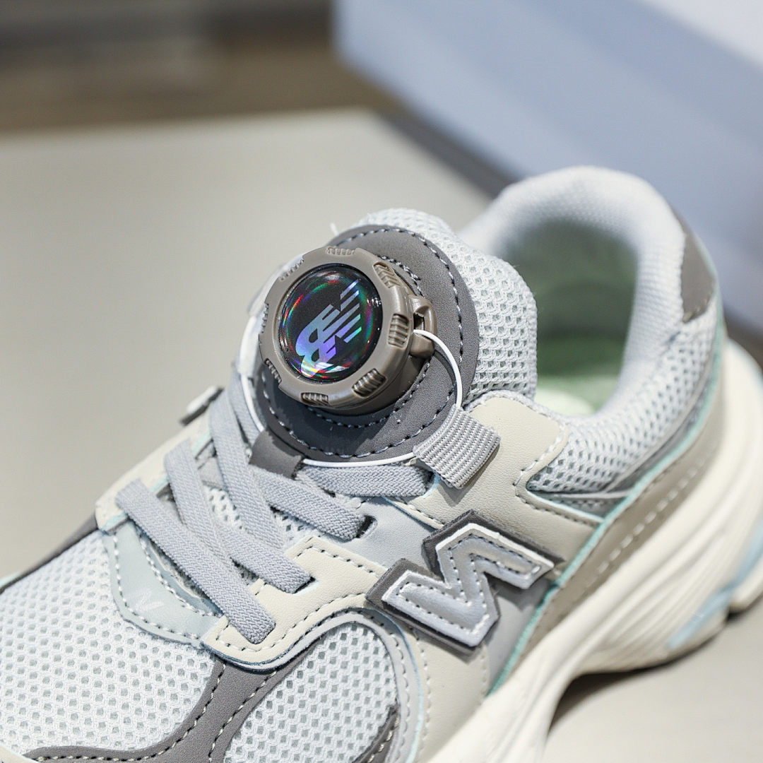New Balance 2010 · NB2002 — תמונה 7