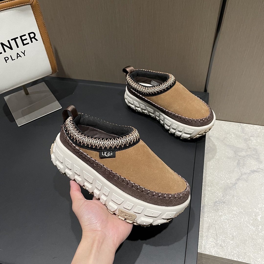UGG Venture Daze · Y17B — תמונה 8