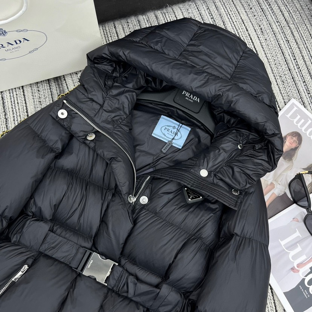 Prada Re-Nylon Down Jacket · LC21 — תמונה 8