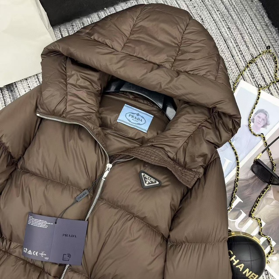 Prada Re-Nylon Down Jacket · LC21 — תמונה 12