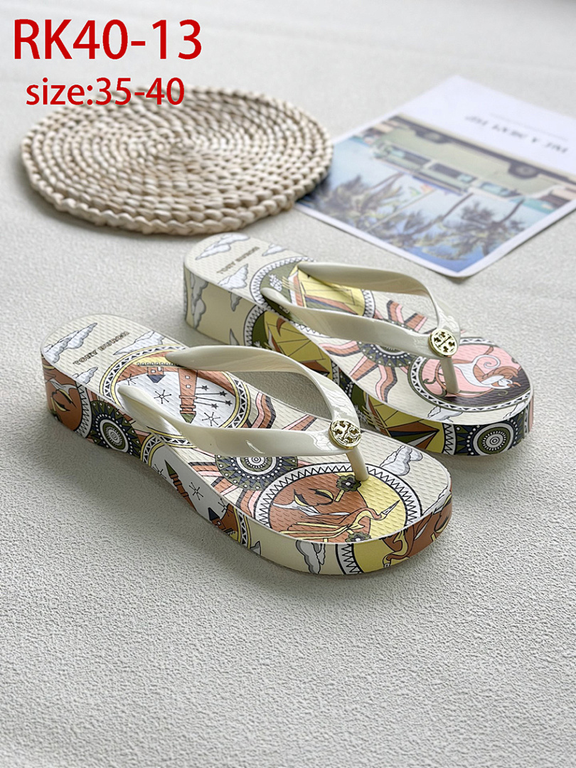 Tory Burch — כפכפי אצבע · RK40 — תמונה 21
