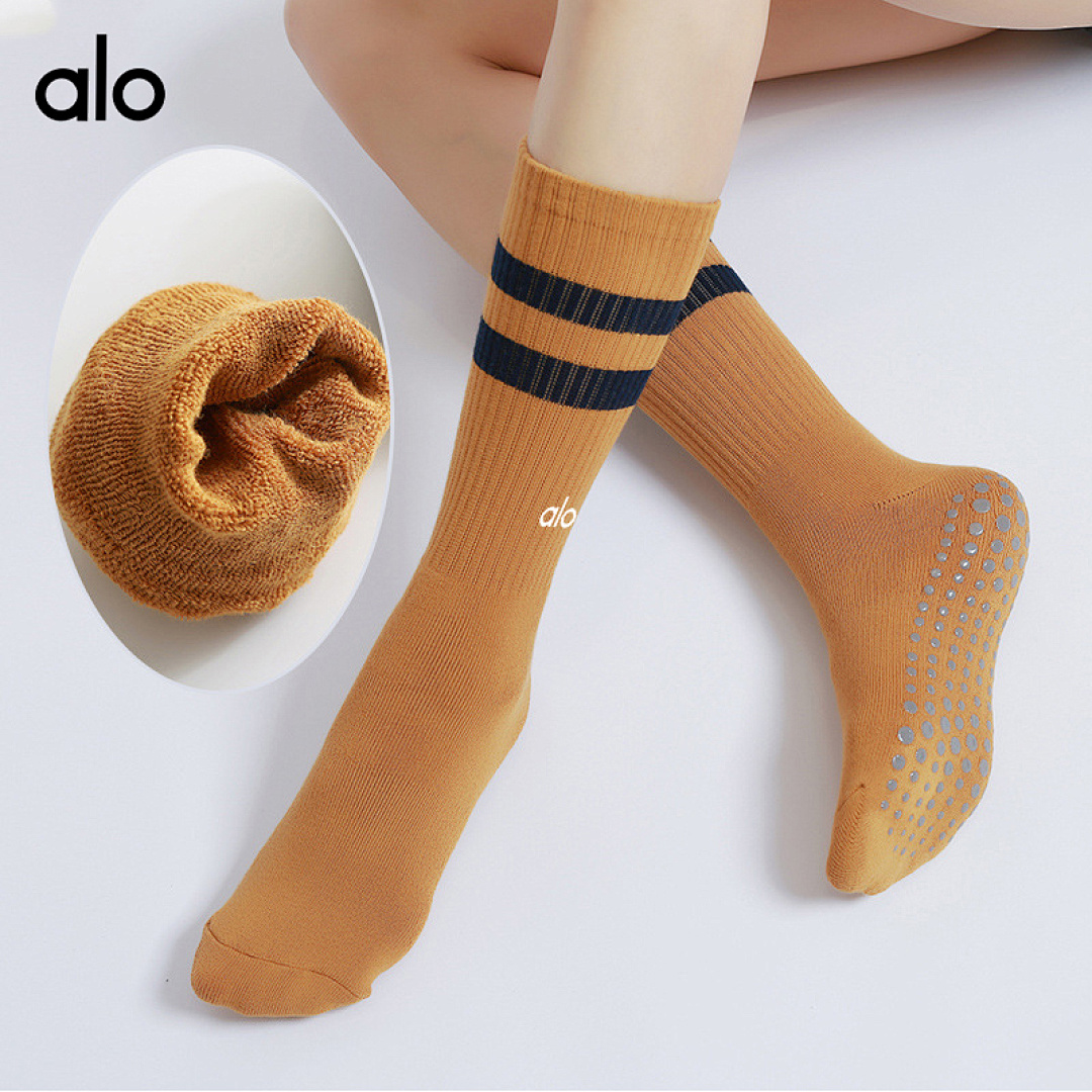 ALO — גרביים · S09 — תמונה 11