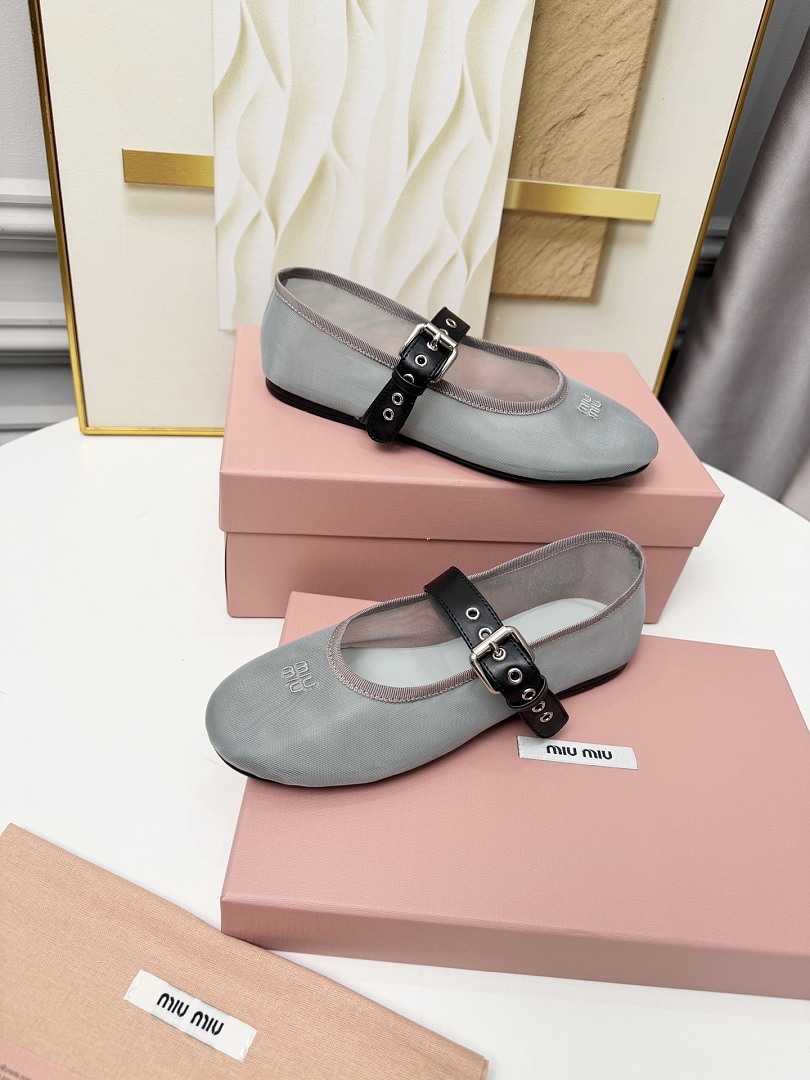 Miu Miu Mesh Buckle Mary-Jane Ballerina · Y96K — תמונה 15