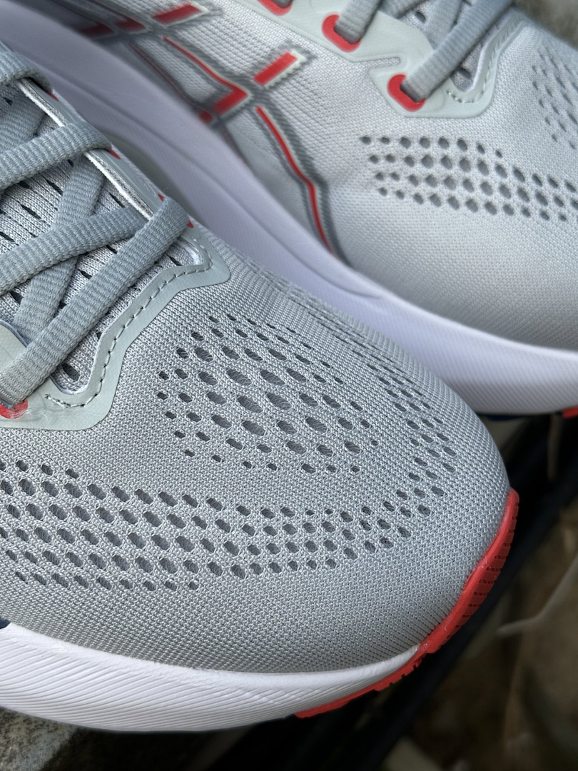 ASICS GEL-KAYANO 31 · J01X — תמונה 6