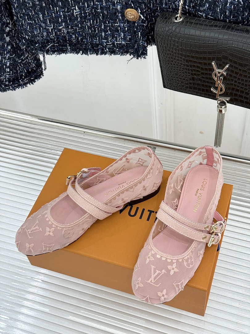 Louis Vuitton Bella Mary-Jane Ballerina · LV3J — תמונה 10