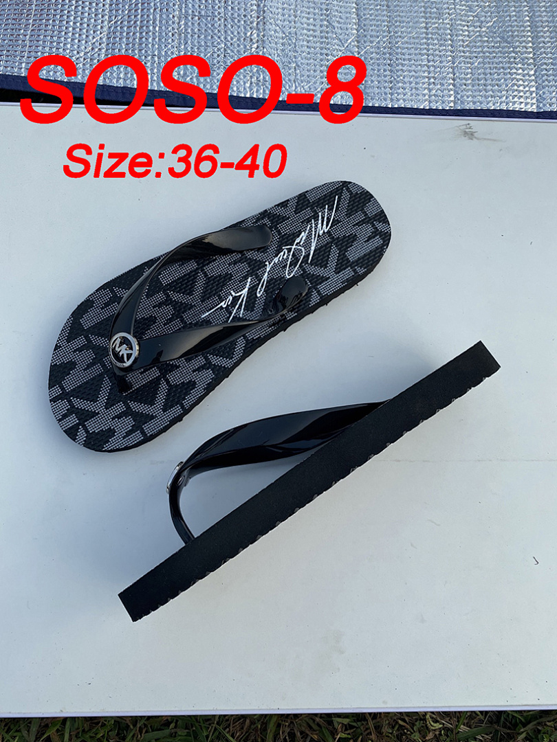 Michael Kors Signature Logo Flip Flops · SOSO — תמונה 12