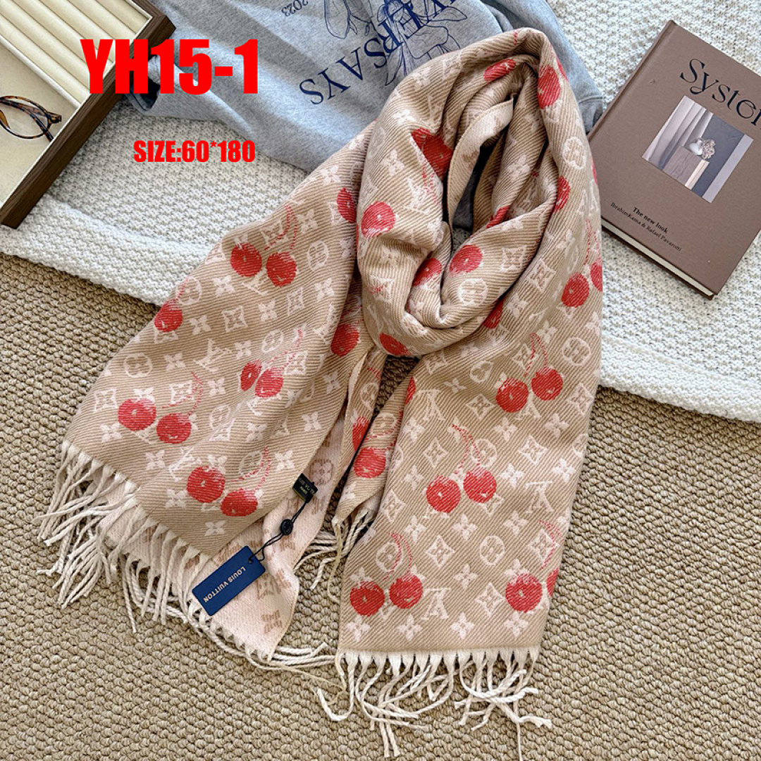Louis Vuitton Cerise Shawl · YH15