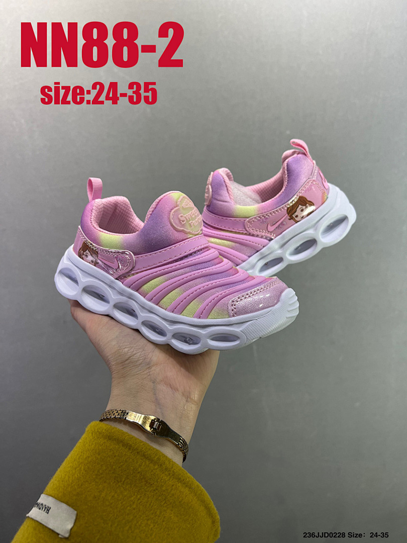 Nike — סניקרס · NN88 — תמונה 13