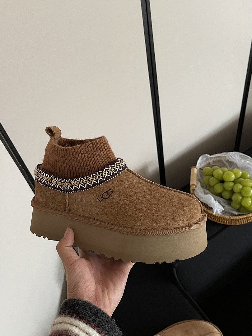 UGG Tazz Knit Platform · Y97G — תמונה 5