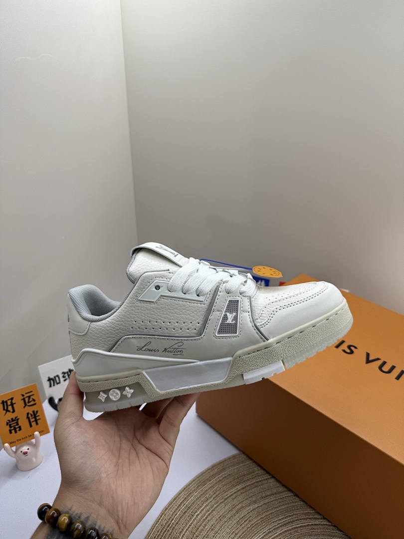 Louis Vuitton LV Trainer Sneaker · P2Y3 — תמונה 9