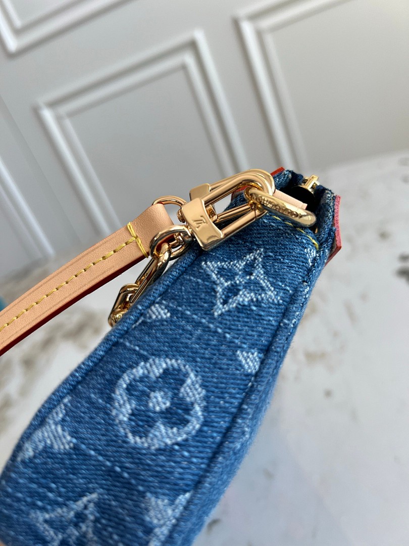 Louis Vuitton Pochette Accessoires Monogram Cerises Denim · M19L — תמונה 7