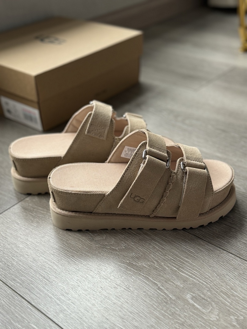 UGG Goldenstar Hi Slide · C59G — תמונה 6
