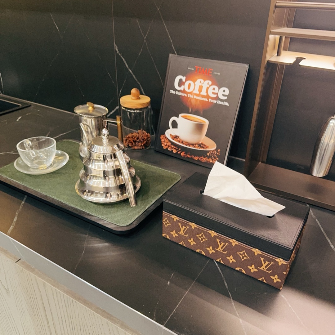 Louis Vuitton Madeleine Tissue Box · JFD2 — תמונה 2