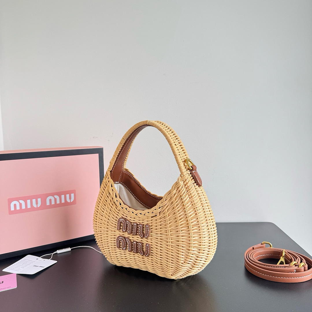 Miu Miu Wander Wicker · JX12 — תמונה 9