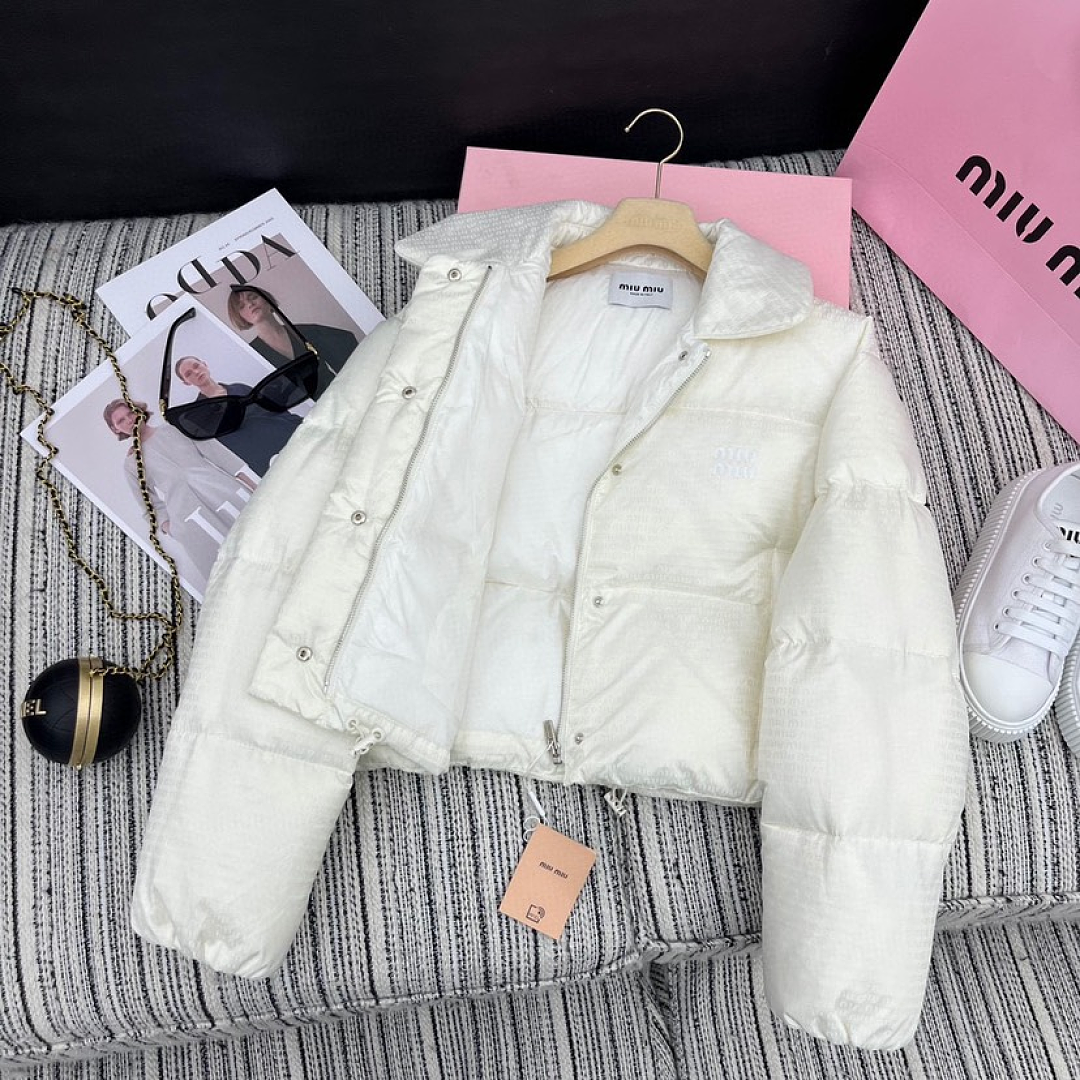 Miu Miu Cropped Down Jacket · F2F6 — תמונה 3