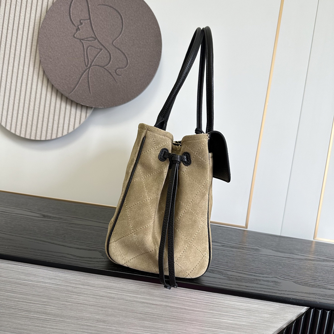 Chanel Shopping Bag · F10V — תמונה 13