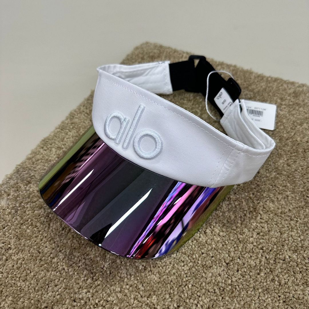 Alo Yoga Airlift Solar Visor · A1M — תמונה 3