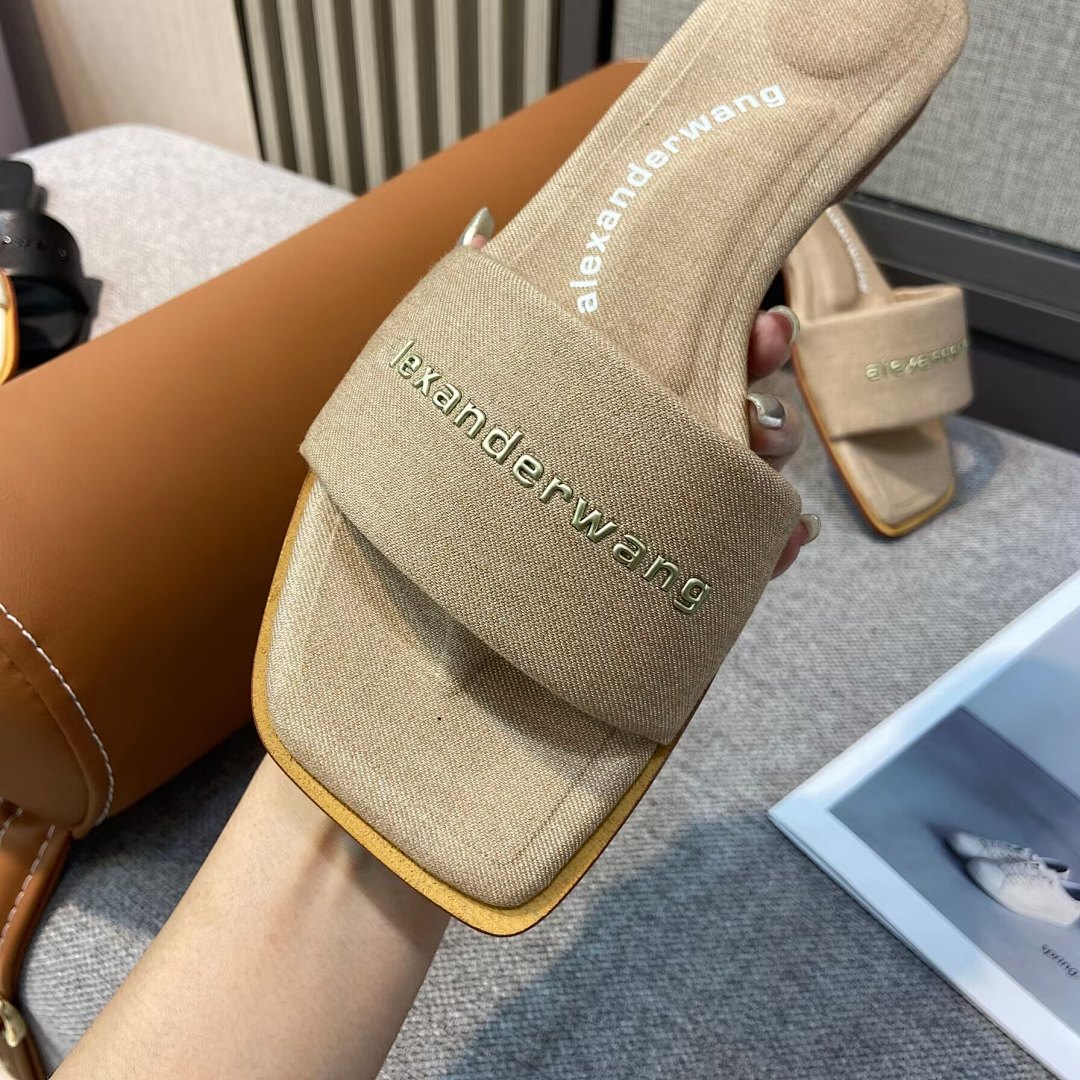 Alexander Wang Pool Slide · L1X2 — תמונה 6