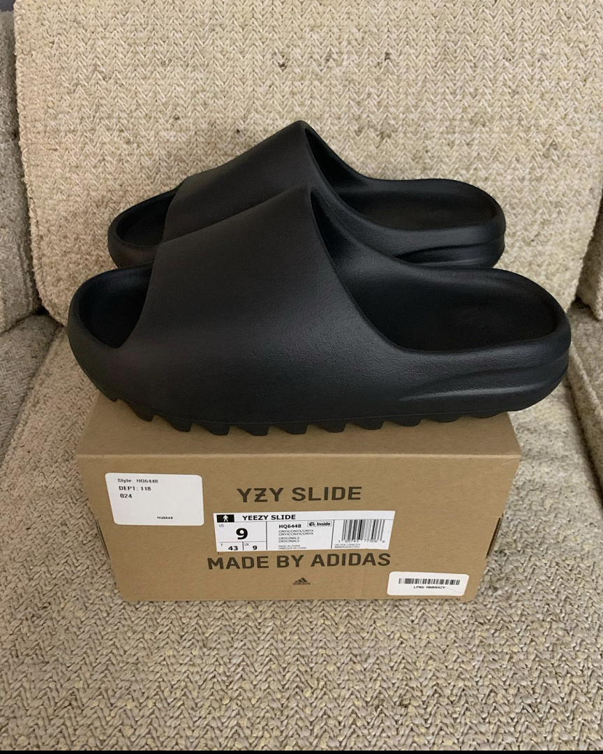 adidas Yeezy Slide · Y8A1 — תמונה 3
