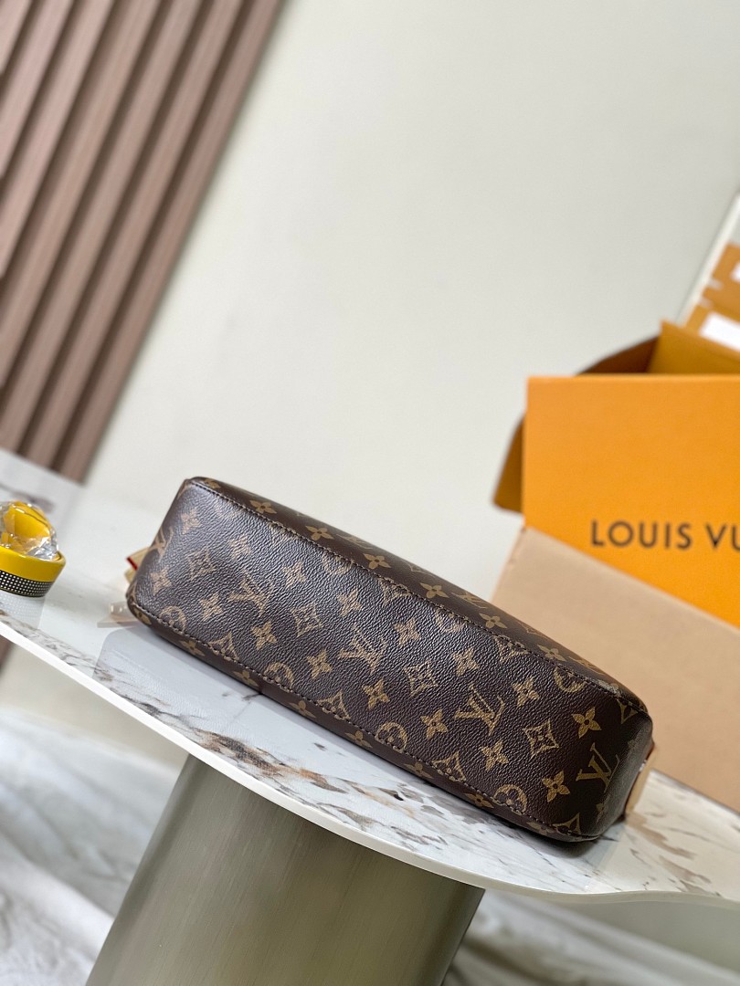 Louis Vuitton Slouchy PM Monogram · XX9J — תמונה 9