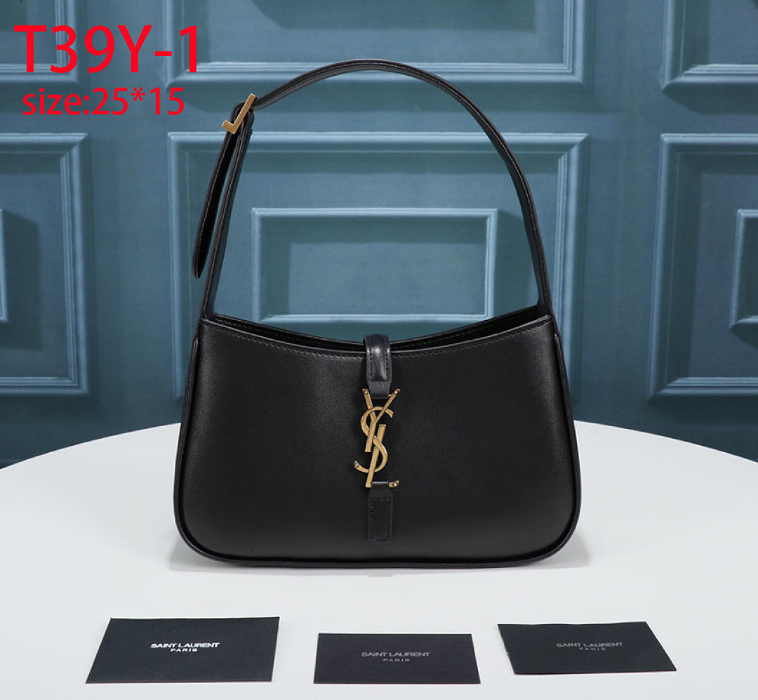 Saint Laurent Le 5 à 7 Mini · T39Y