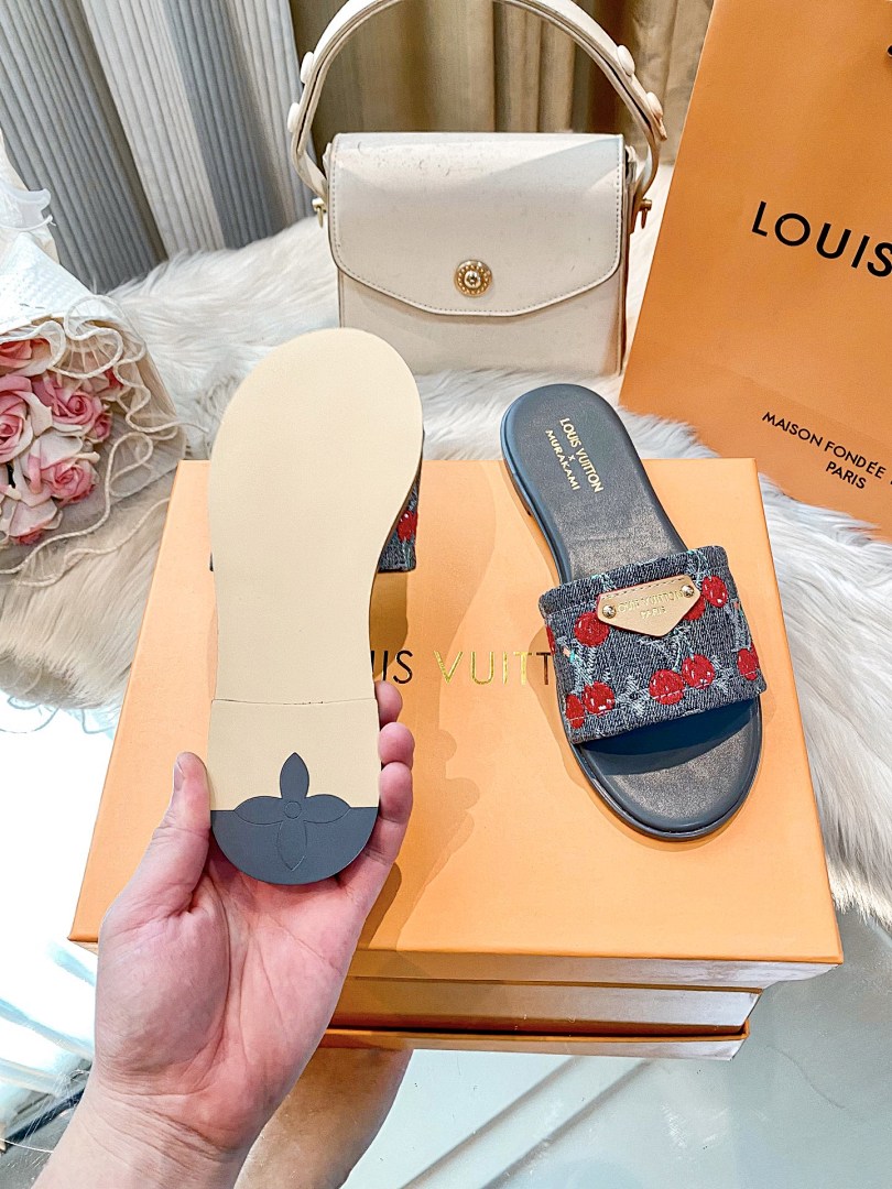 Louis Vuitton Lily Flat Mule · JSH3 — תמונה 5