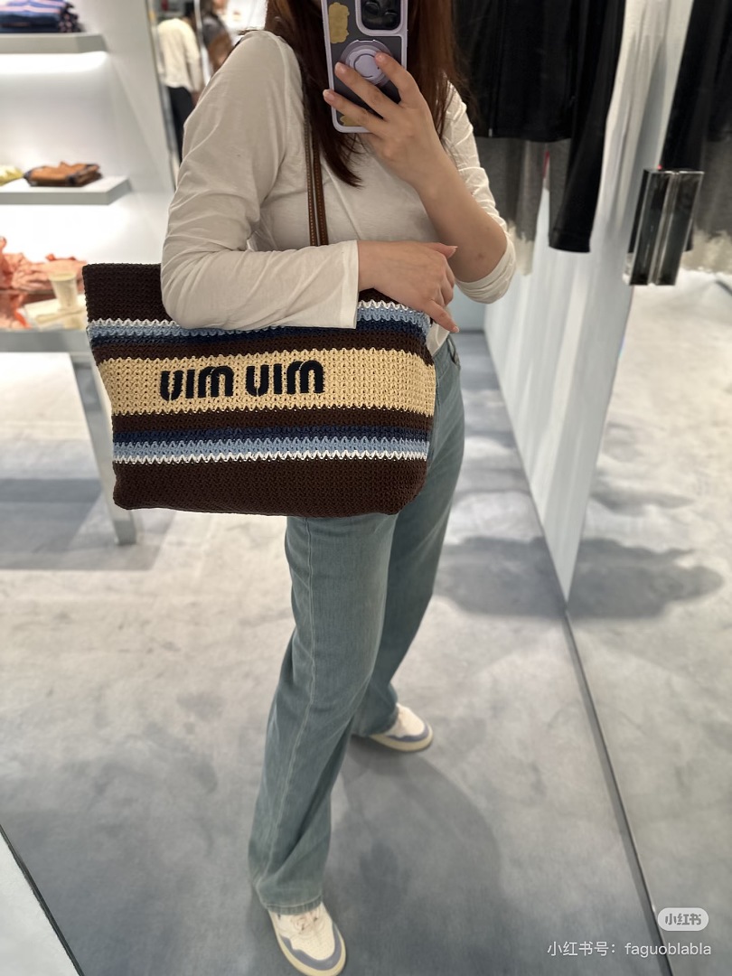 Miu Miu — תיק כתף · M8Y — תמונה 2