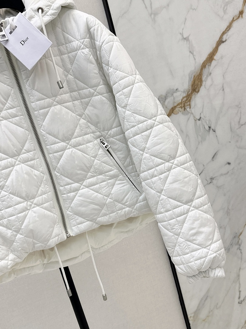 DiorAlps Macrocannage Cropped Puffer Jacket · M11R — תמונה 9