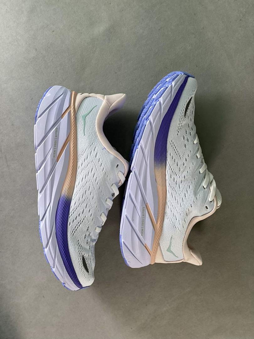 HOKA Clifton 8 · Y8J6 — תמונה 2
