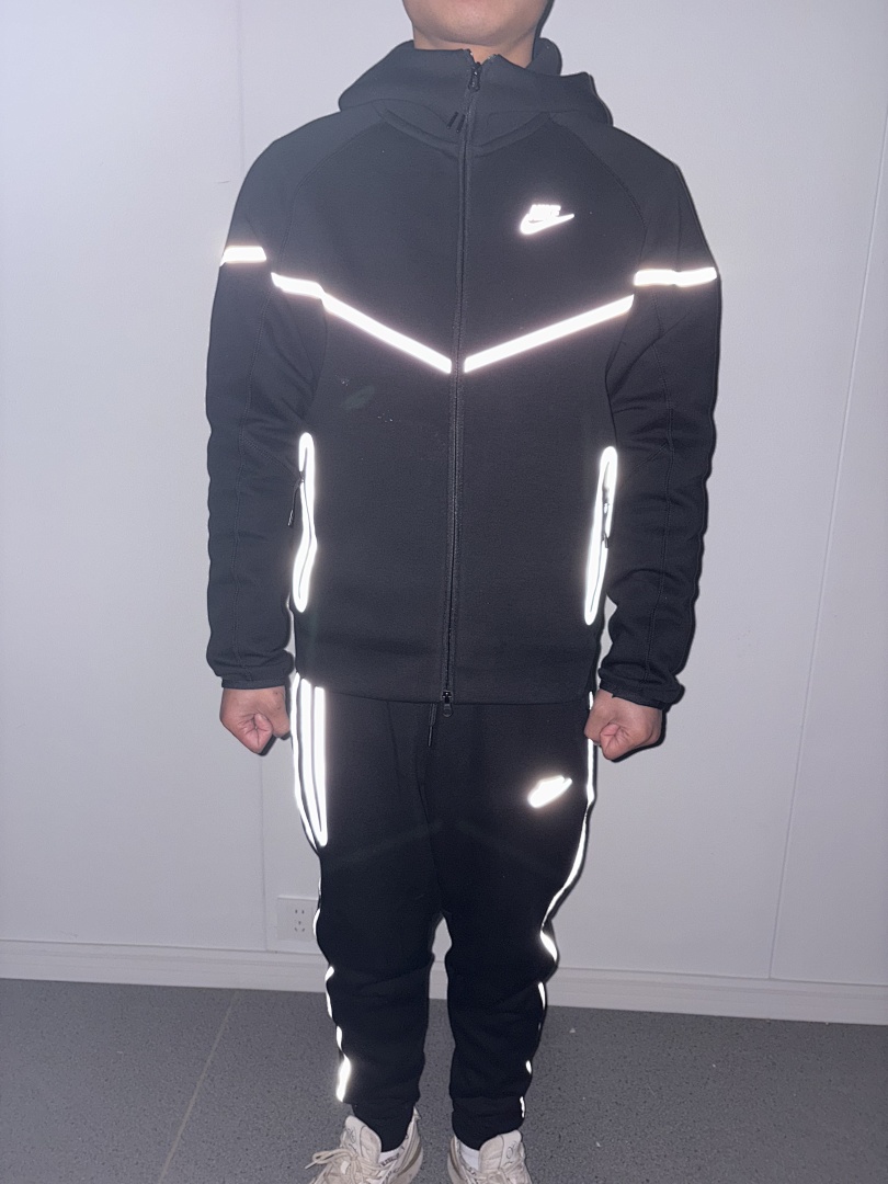 Nike Tech Fleece · Q1V8 — תמונה 24