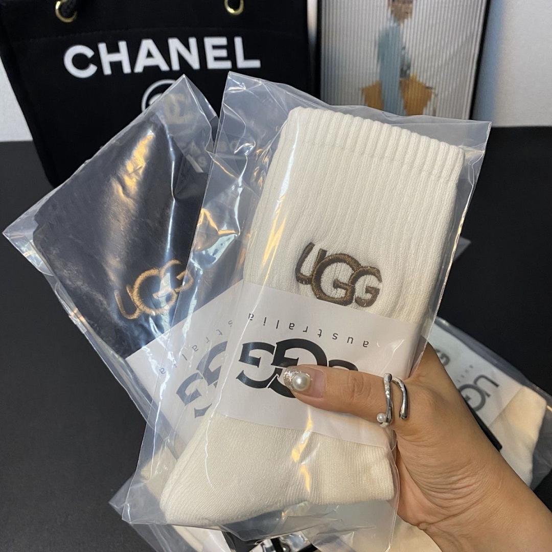 UGG — גרביים · Y2E2 — תמונה 8