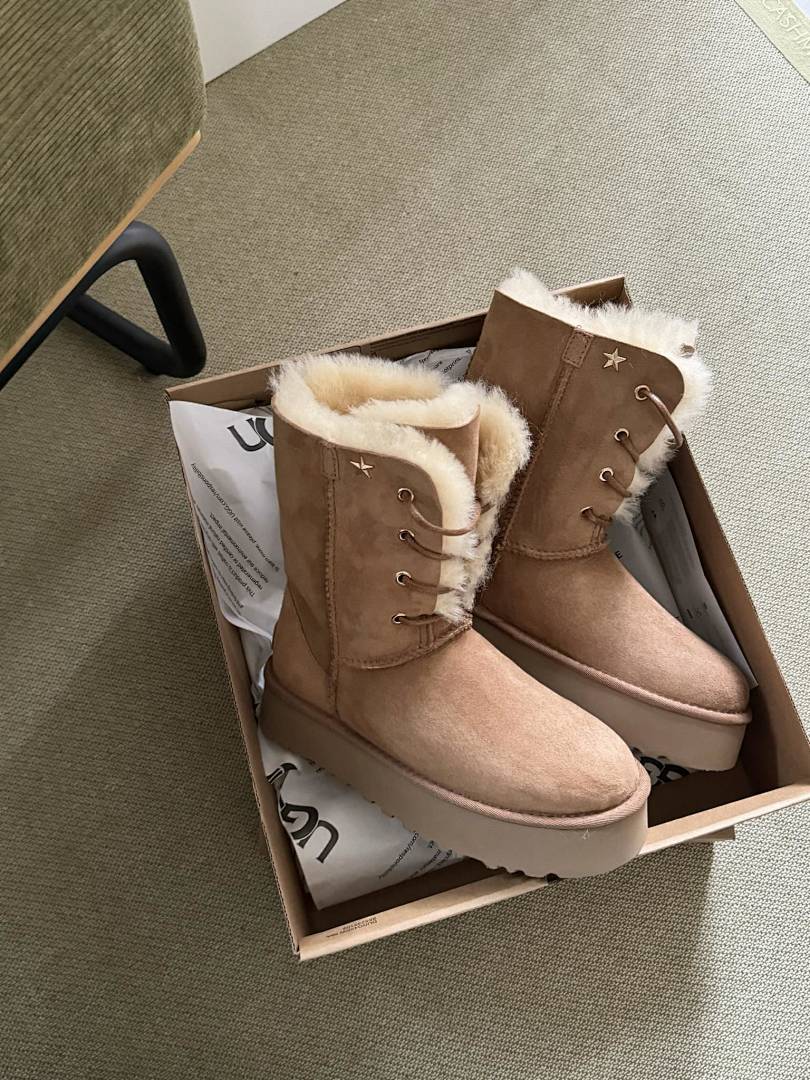 UGG Esmee · Y86B — תמונה 4