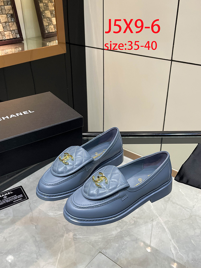 Chanel Quilted CC Turnlock Loafers · J5X9 — תמונה 8