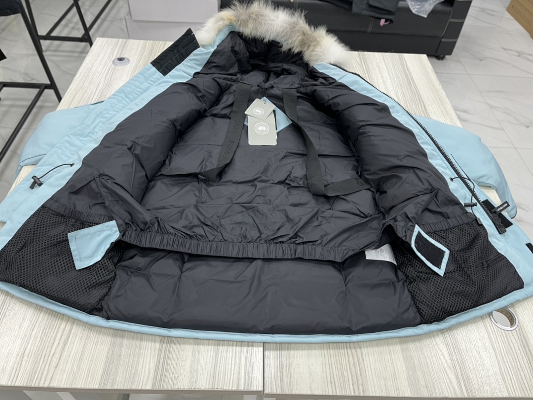 Canada Goose Expedition Parka · Y3AE — תמונה 14