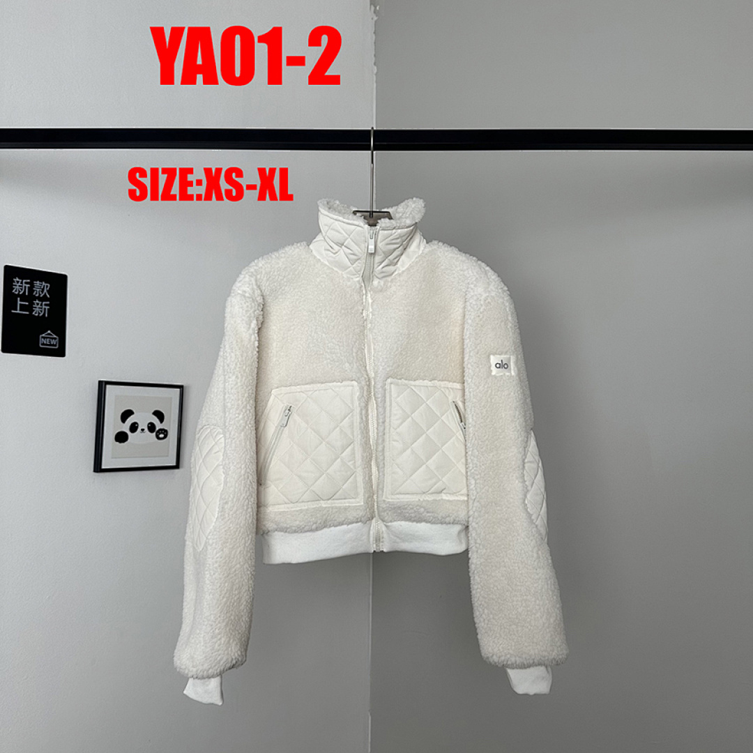Alo Yoga Sherpa Edge Bomber · YA01 — תמונה 2