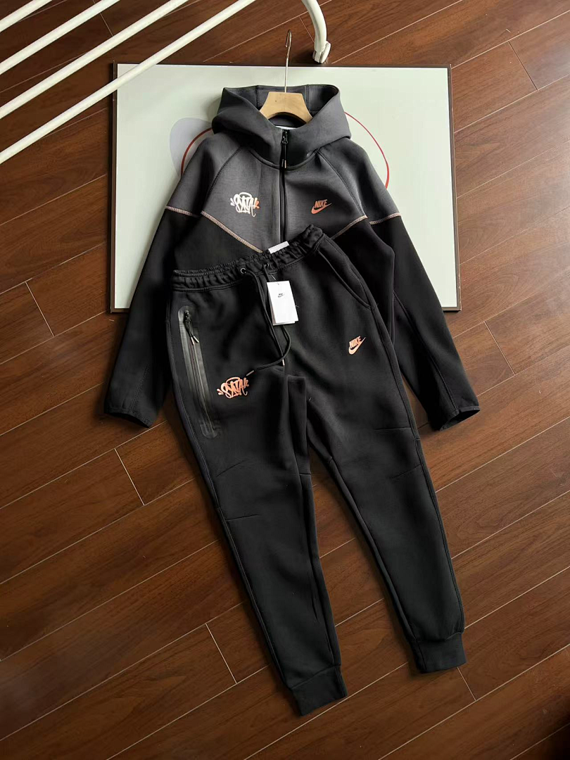 Nike Tech Fleece x Central Cee · JF03 — תמונה 4