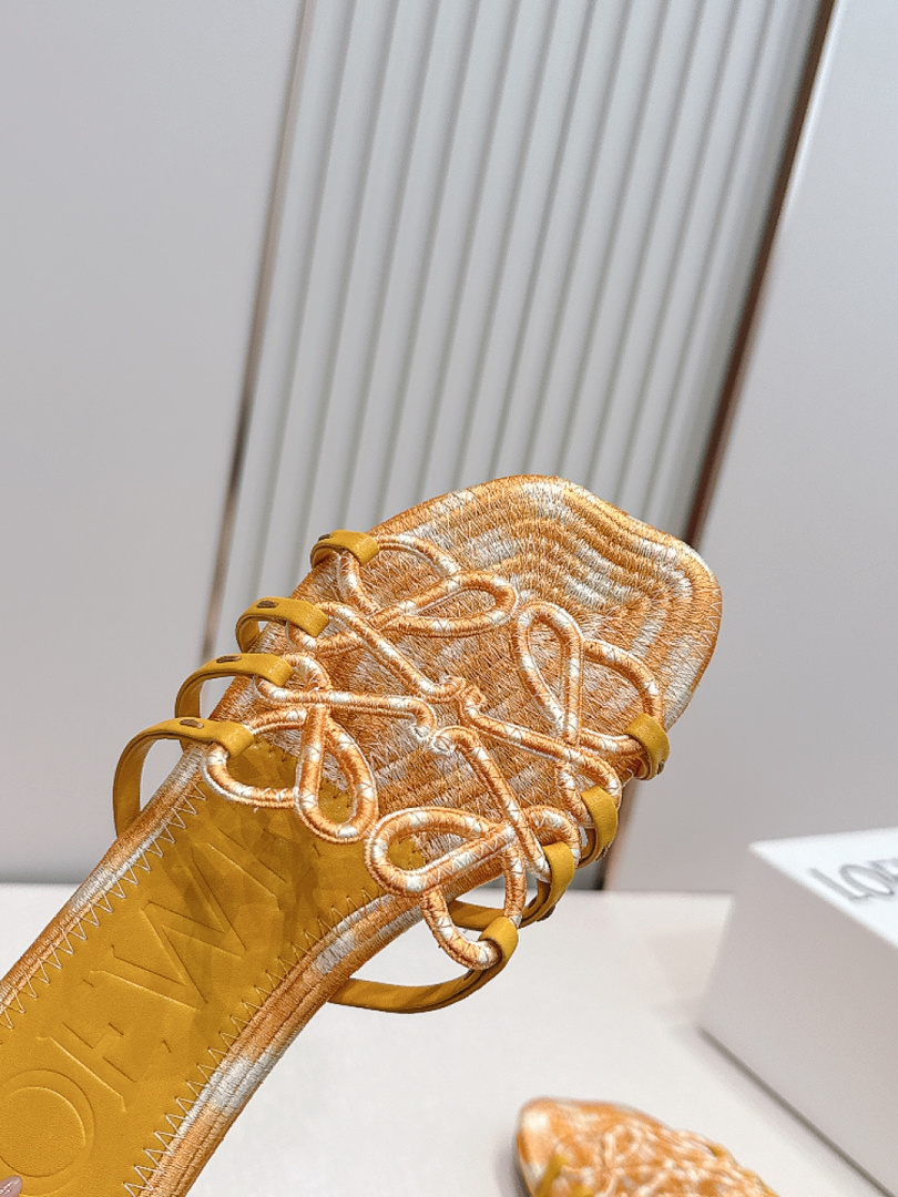 Loewe Petal Anagram · L03GB — תמונה 5