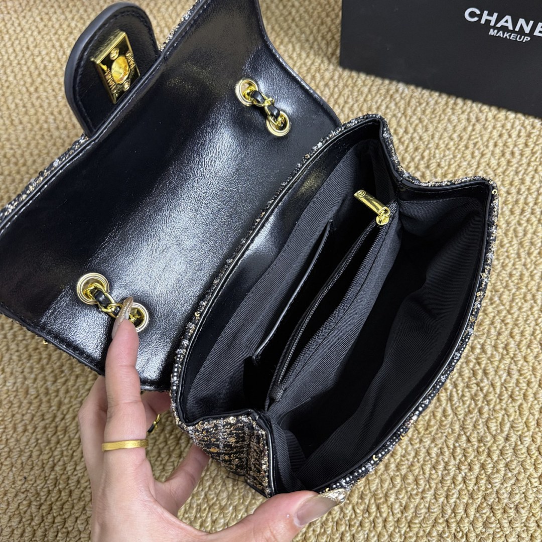 Chanel Tweed Sequin Flap · PTF5 — תמונה 4