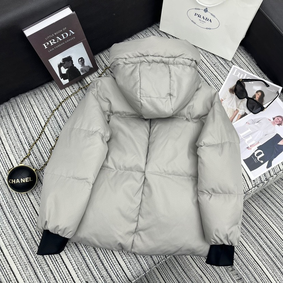 Prada Re-Nylon Down Jacket · LC21 — תמונה 4