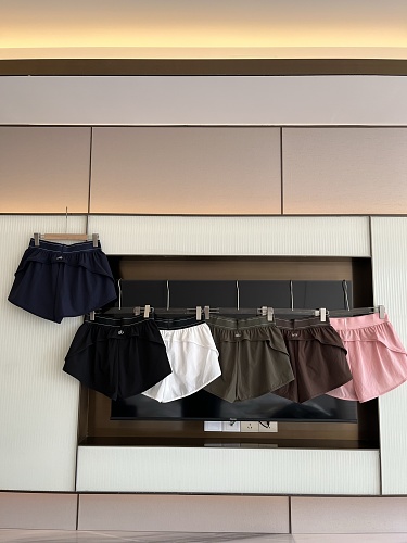 Alo Yoga Match Point Short · A1L