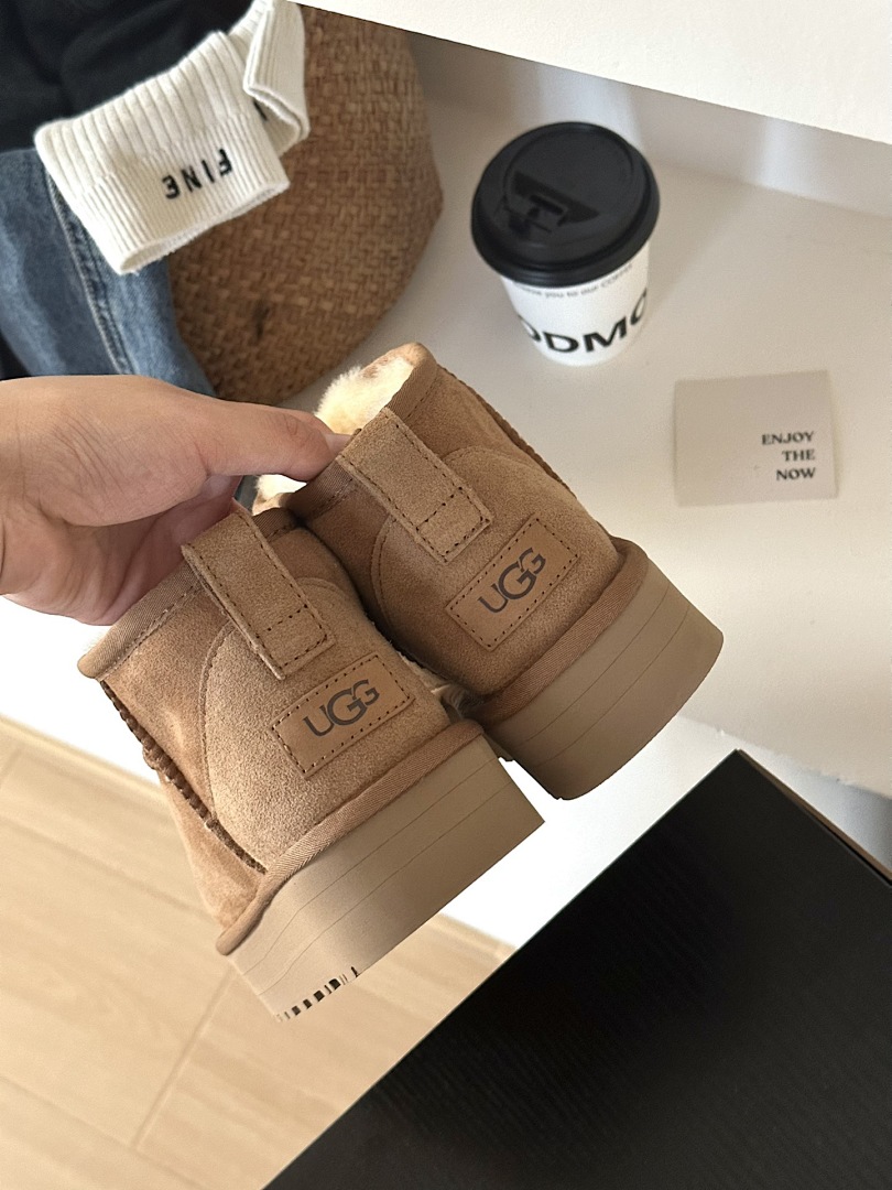 UGG Classic Ultra Mini Platform · Y1B5 — תמונה 3
