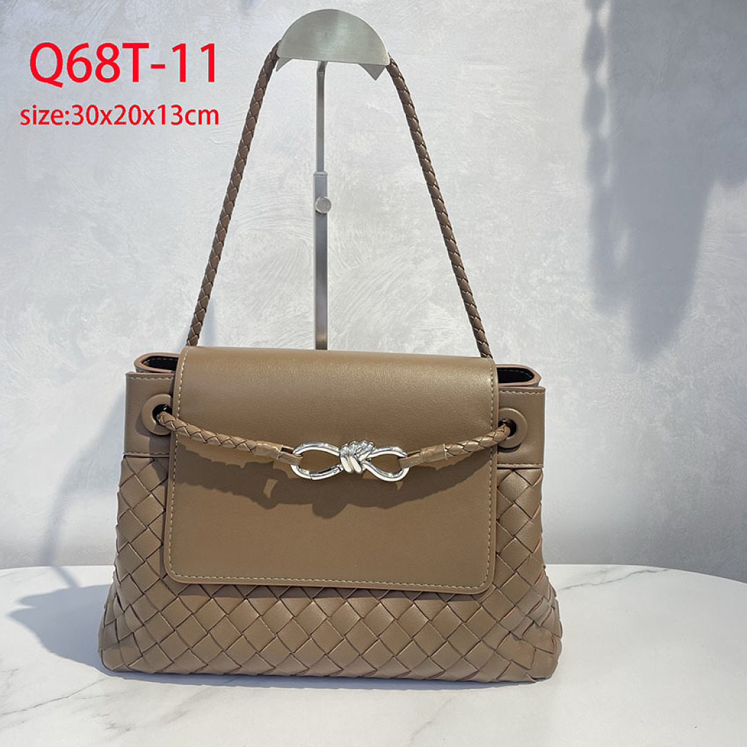 Bottega Veneta Andiamo Messenger · Q68T — תמונה 3