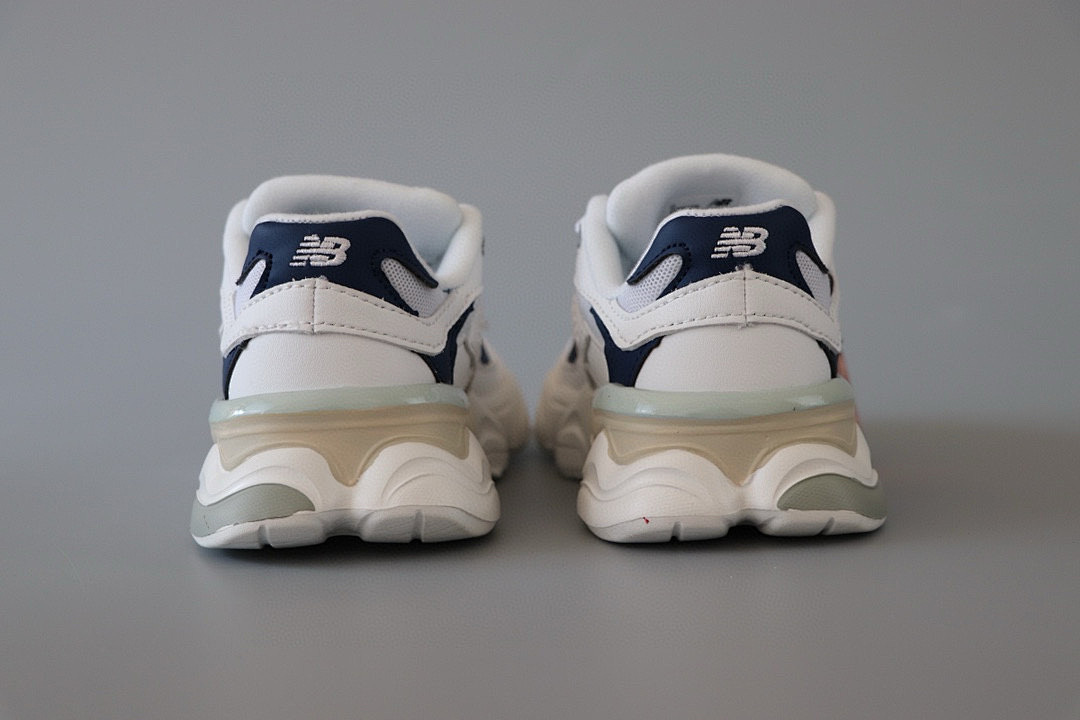 New Balance 9060 Fire Sign · Y1A6 — תמונה 9